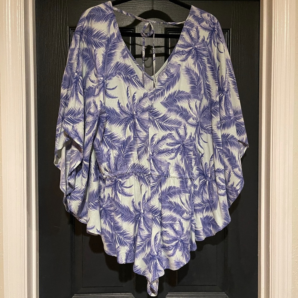 Palm print romper 🌴